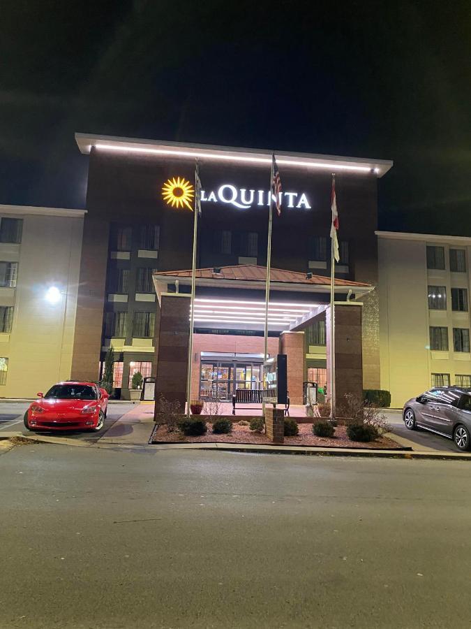 La Quinta Inn & Suites - New River Gorge National Park Съмърсвил Екстериор снимка