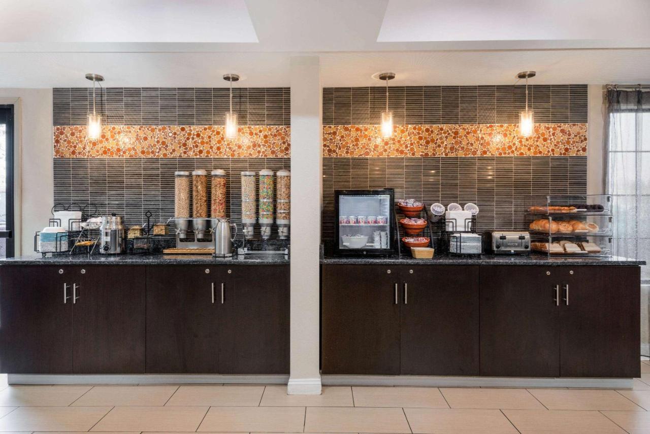La Quinta Inn & Suites - New River Gorge National Park Съмърсвил Екстериор снимка